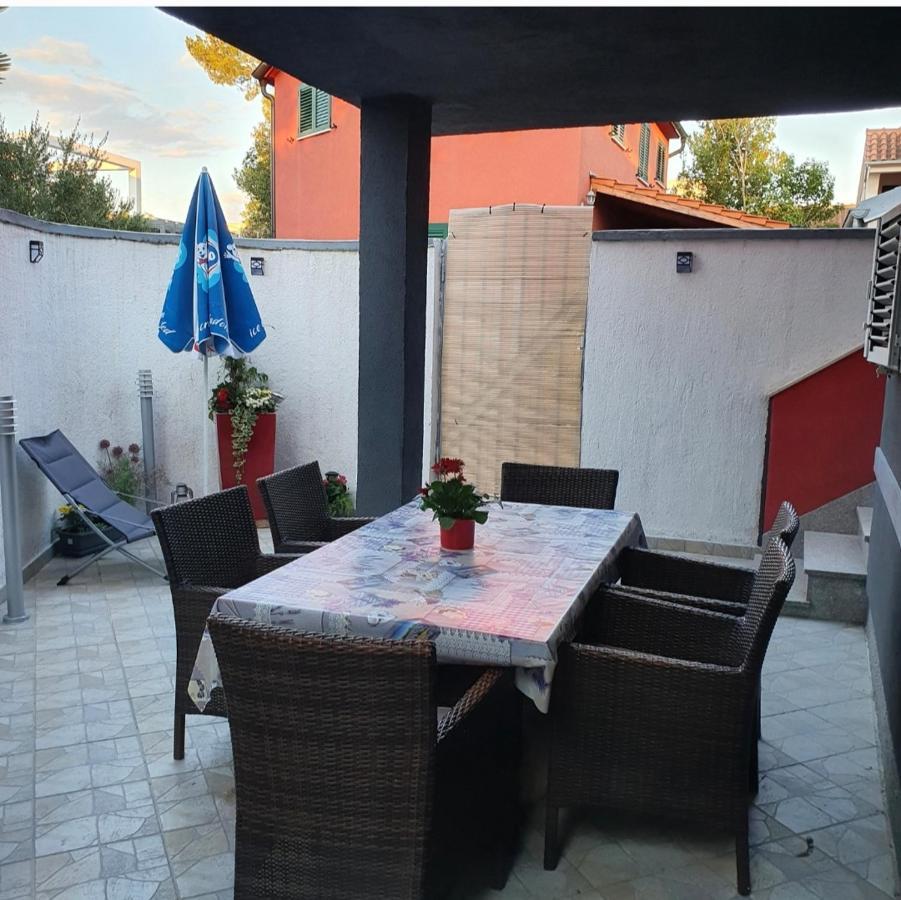 Apartman Karla Jadrija Exterior foto