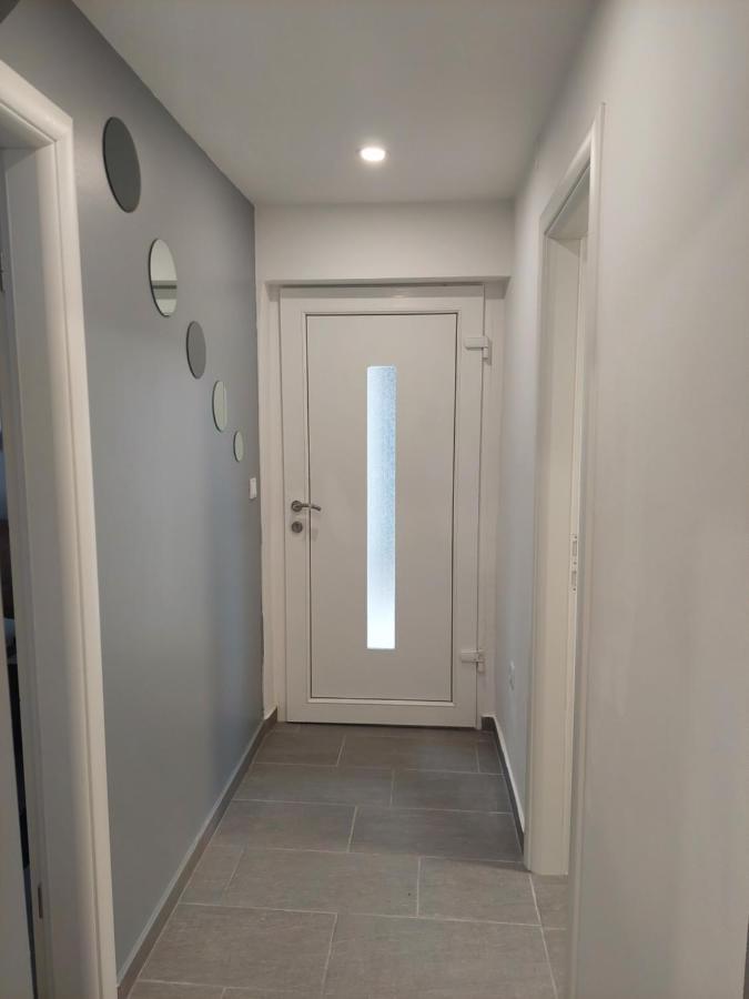 Apartman Karla Jadrija Exterior foto